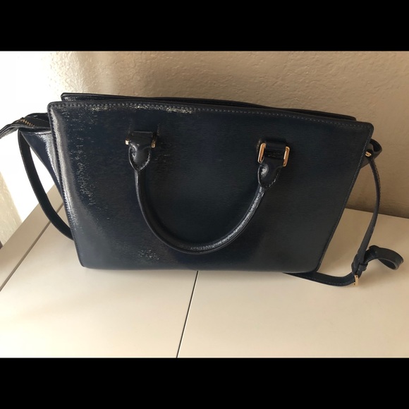 Michael kors purse and wallet - Picture 2 of 5